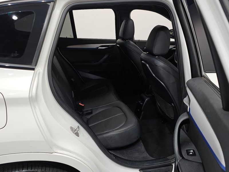 2017 BMW X1 xDrive 20d M Sport package photo 12