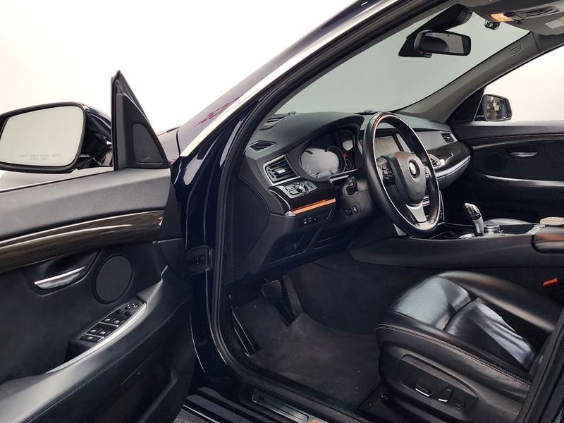 2017 BMW 5 Series GT ED Edition photo 10