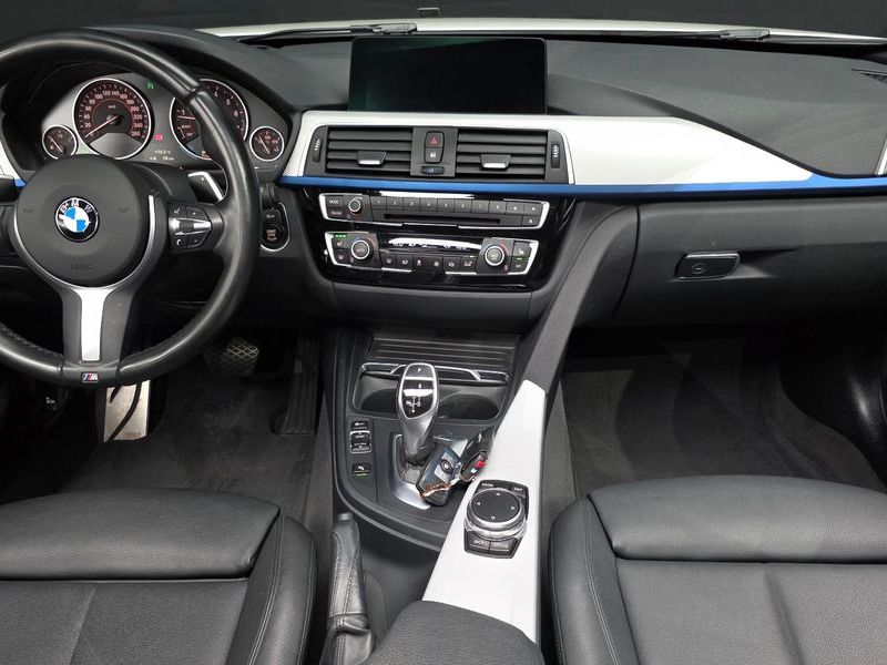 2017 BMW 3 Series 320i M Sport photo 7