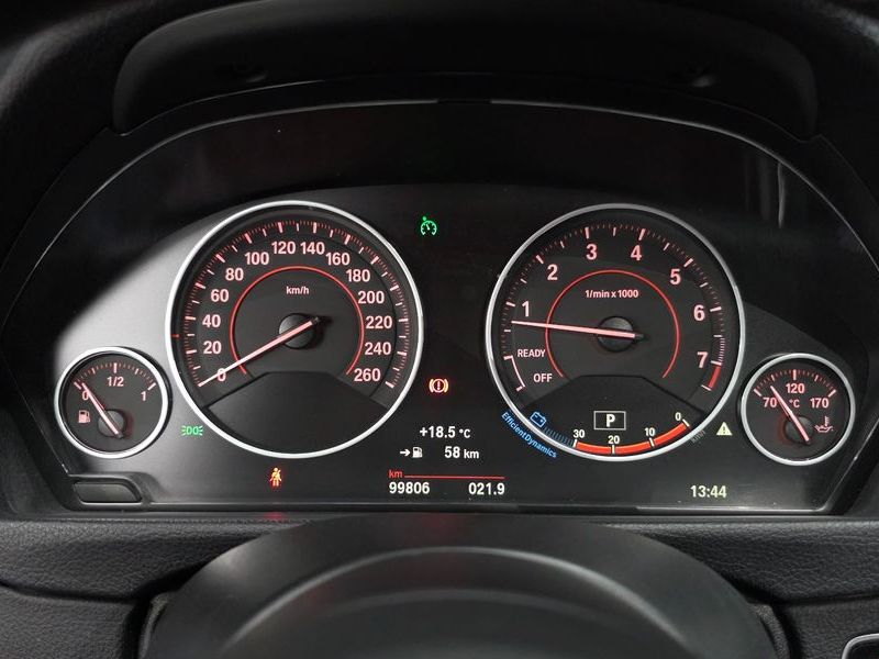 2017 BMW 3 Series 320i M Sport photo 8