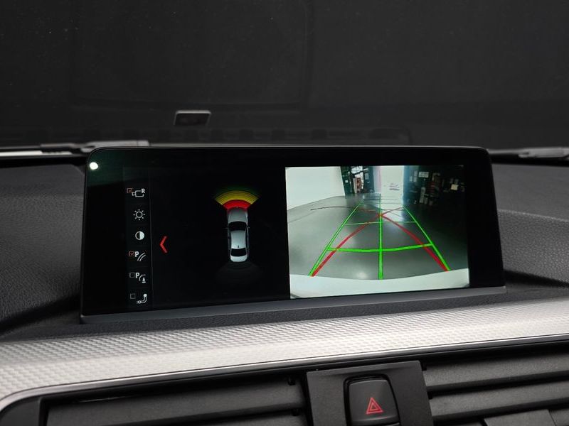 2017 BMW 3 Series 320i M Sport photo 16