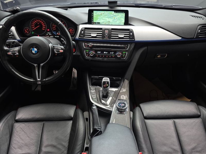 2017 BMW 3 Series 330i M Sport photo 7