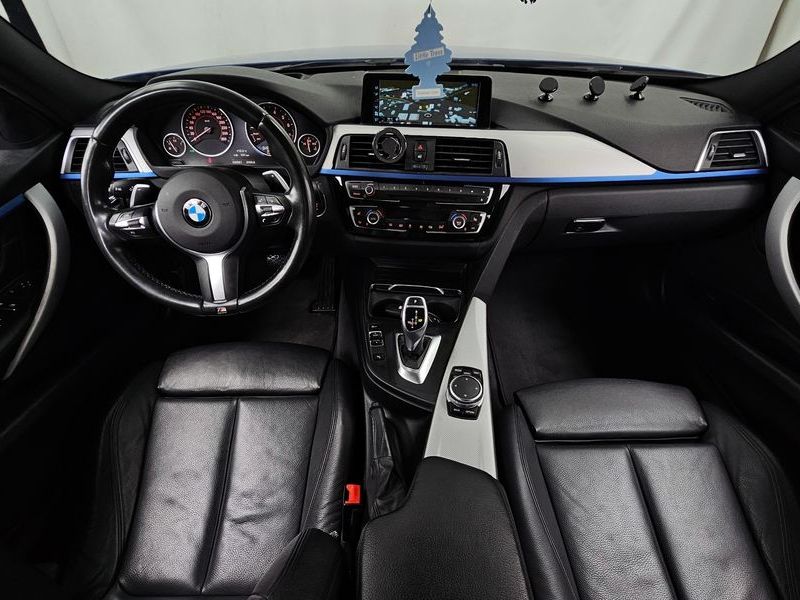 2017 BMW 3 Series 330i M Sport photo 7