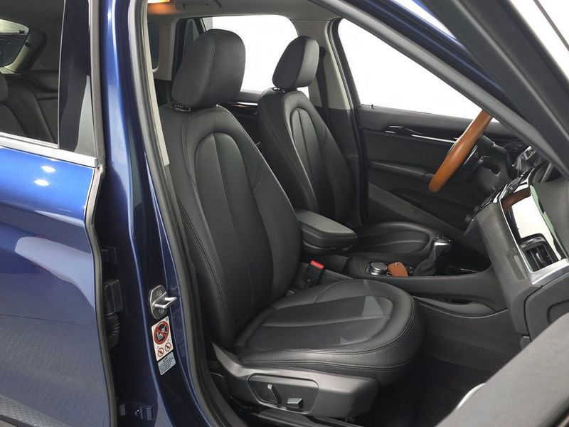 2017 BMW X1 xDrive 18d photo 12
