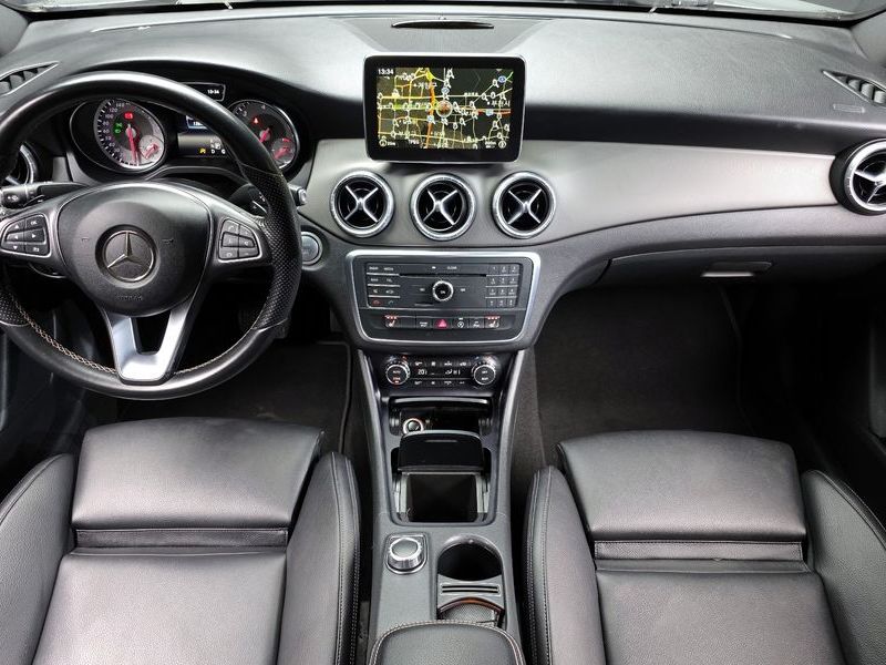 2016 Mercedes-Benz A-Class CLA200 d photo 7