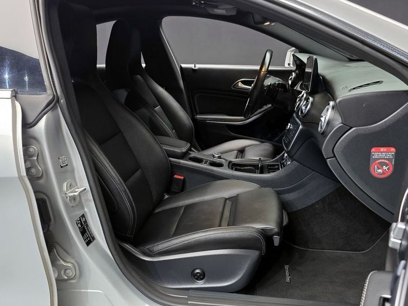 2016 Mercedes-Benz A-Class CLA200 d photo 10