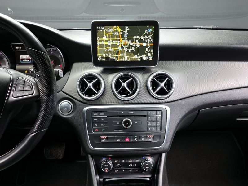 2016 Mercedes-Benz A-Class CLA200 d photo 14
