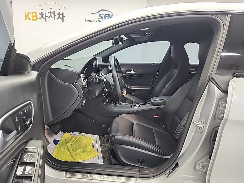 2016 Mercedes-Benz A-Class CLA200 d 4MATIC photo 11