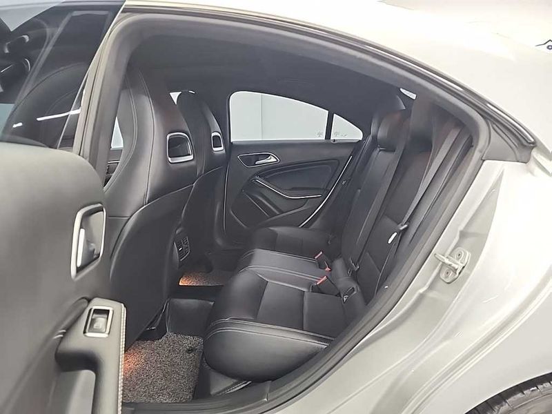 2016 Mercedes-Benz A-Class CLA200 d 4MATIC photo 12