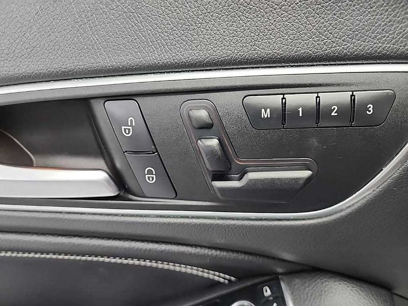 2016 Mercedes-Benz A-Class CLA200 d 4MATIC photo 17