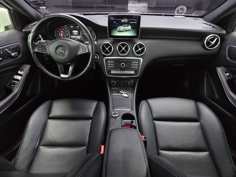 2016 Mercedes-Benz A-Class A200 photo 7