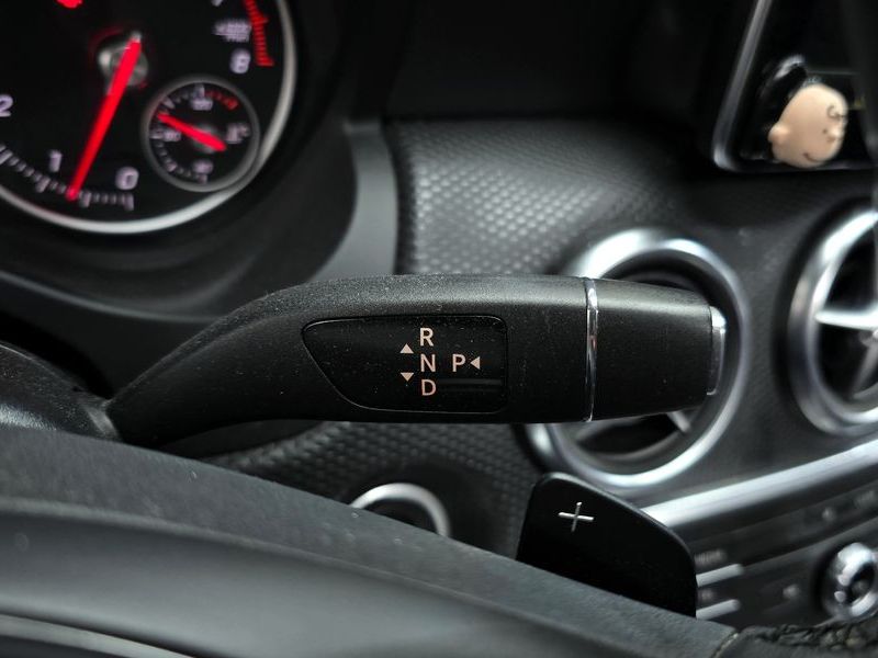2016 Mercedes-Benz A-Class A200 photo 9