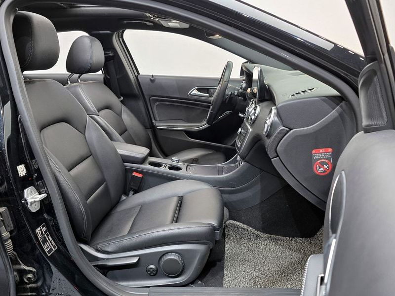 2016 Mercedes-Benz A-Class A200 photo 10