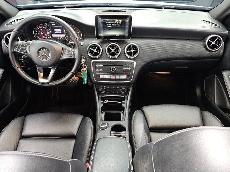 2016 Mercedes-Benz A-Class A200 photo 7