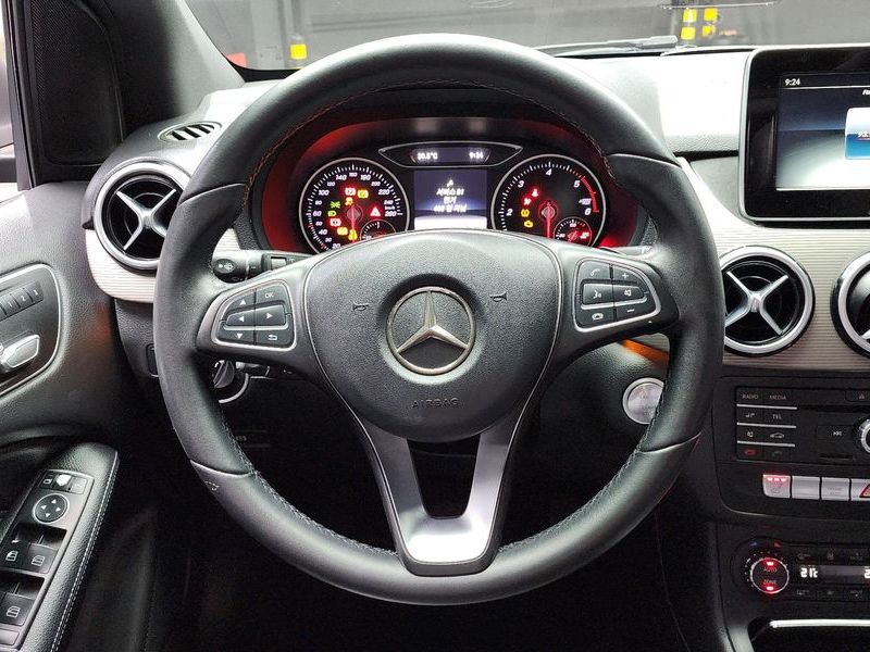2016 Mercedes-Benz B-클래스 W246 B200 d photo 13