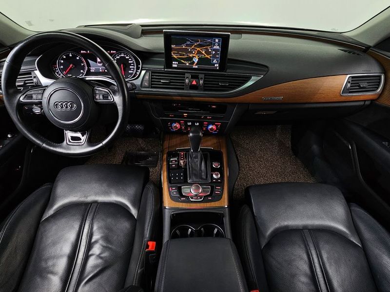 2016 Audi A7 50 TFSI Quattro Premium 4G photo 7