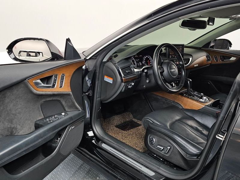 2016 Audi A7 50 TFSI Quattro Premium 4G photo 10