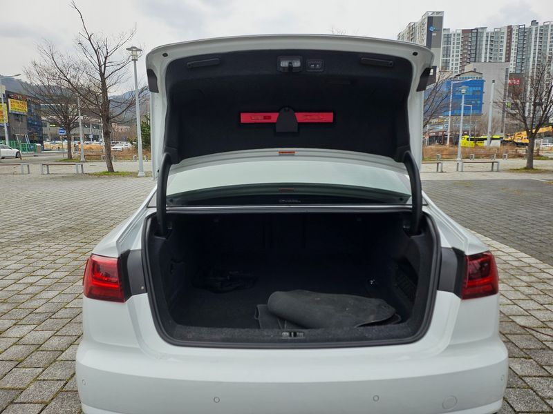 2016 Audi A6 40 TDI Quattro Premium C7 photo 9