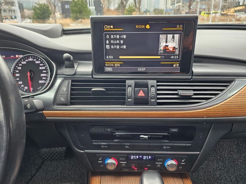 2016 Audi A6 40 TDI Quattro Premium C7 photo 16