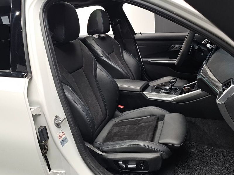2019 BMW 3 Series 320d M Sport photo 10