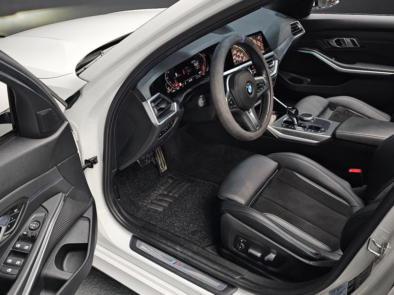2019 BMW 3 Series 320d M Sport photo 11