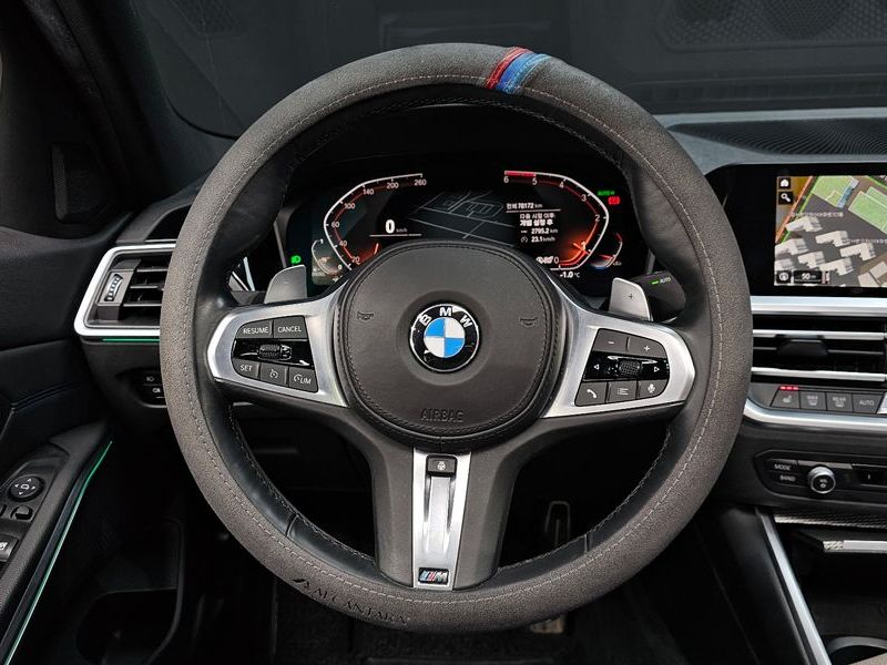 2019 BMW 3 Series 320d M Sport photo 13