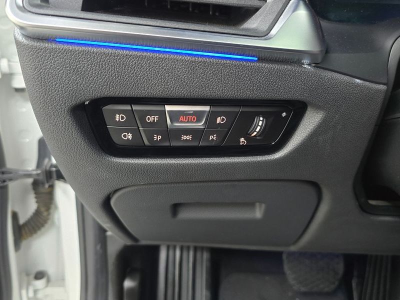 2019 BMW 3 Series 320d photo 19