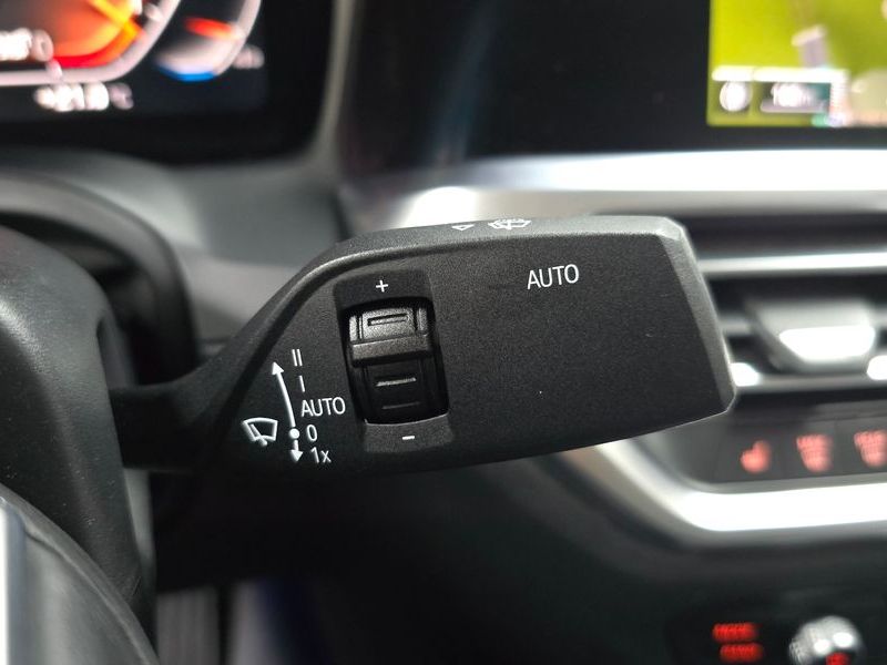 2019 BMW 3 Series 320d photo 28
