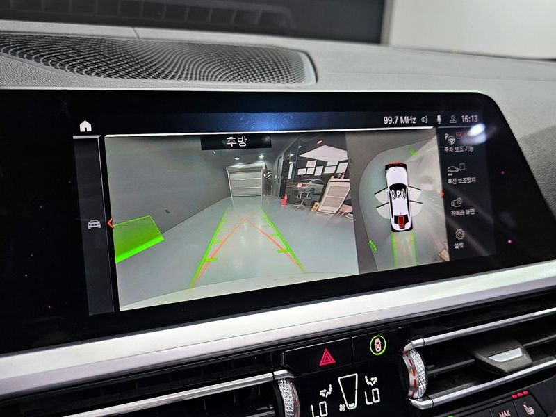 2019 BMW 3 Series 320d photo 14