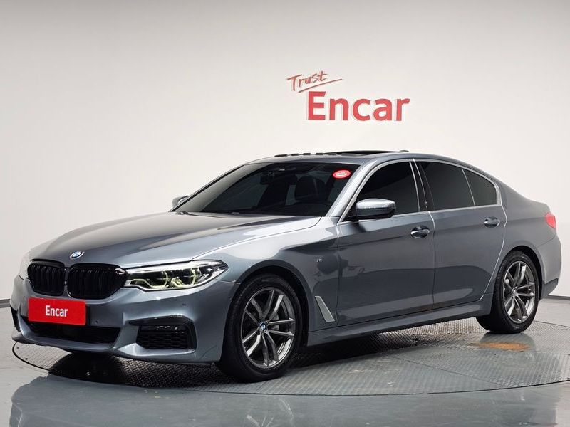 2019 BMW 5 Series 520d M Sport Package Plus photo 1