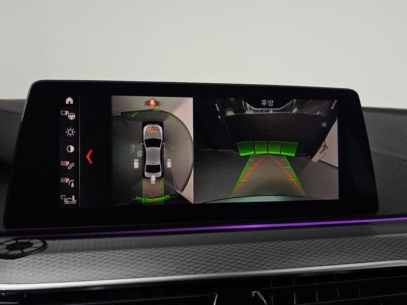 2019 BMW 5 Series 520d M Sport Package Plus photo 15