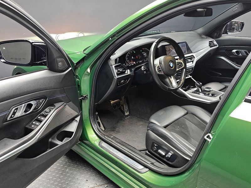 2019 BMW 3 Series 320d M Sport photo 10