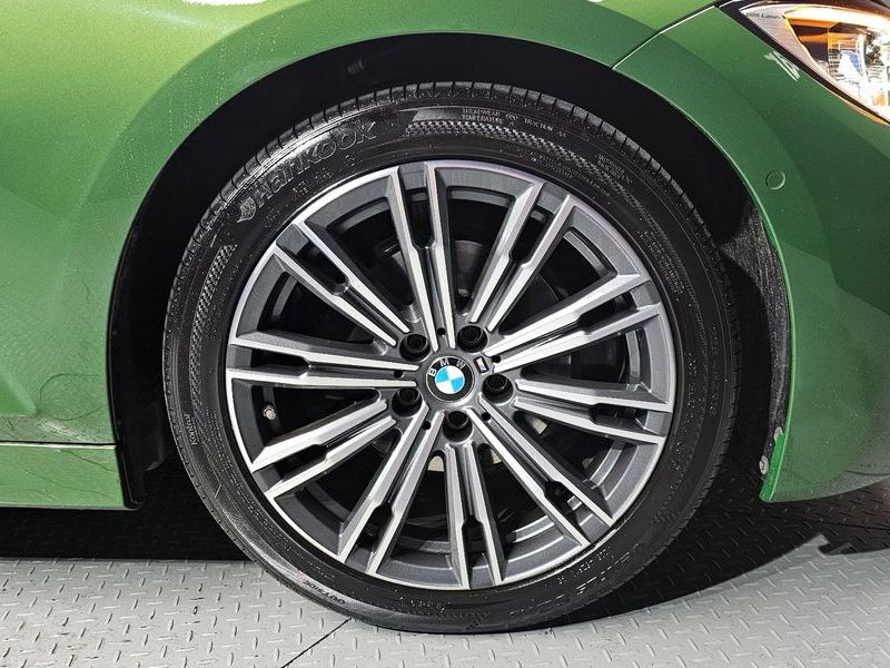 2019 BMW 3 Series 320d M Sport photo 21