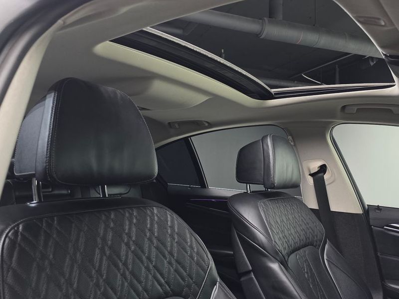 2019 BMW 5 Series 520d Luxury Plus photo 17