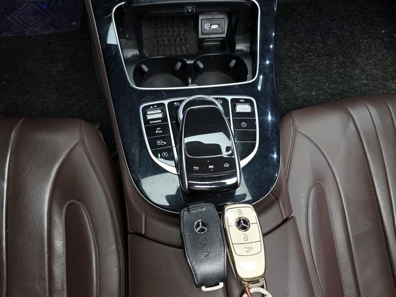 2019 Mercedes-Benz S-Class CLS300d AMG Line photo 9