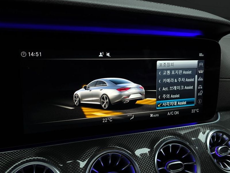 2019 Mercedes-Benz S-Class CLS300d AMG Line photo 17