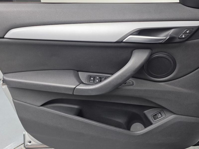 2018 BMW X1 xDrive 18d Joy photo 24