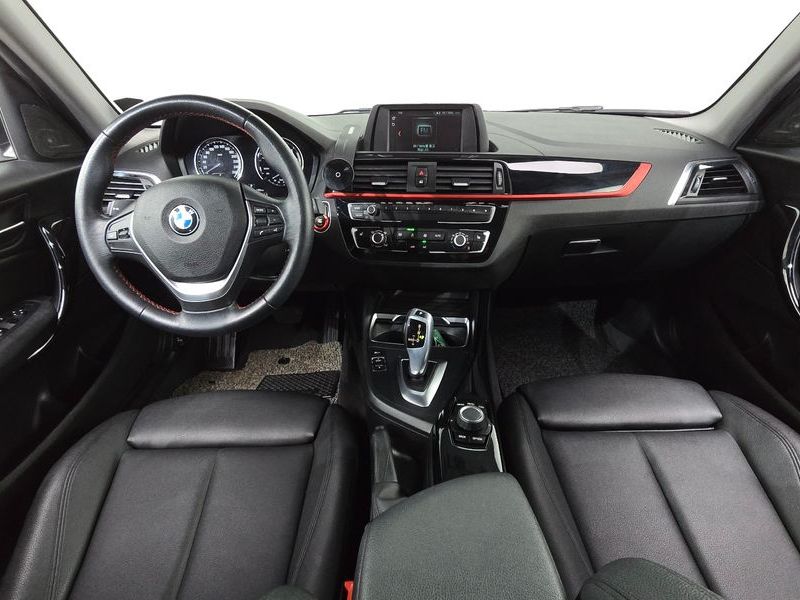 2018 BMW 1시리즈 118d Sport 5Door photo 7