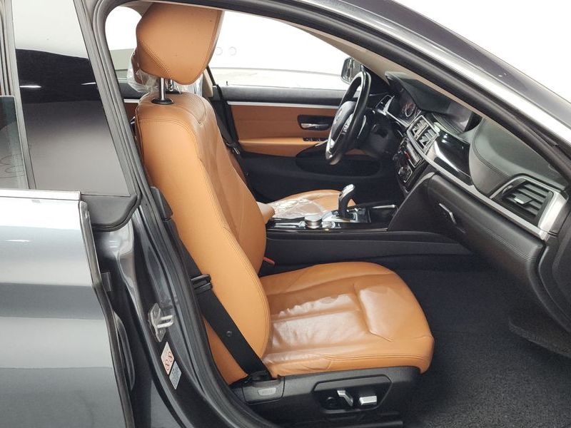 2018 BMW 4 Series 420i Luxury GranCoupe photo 11