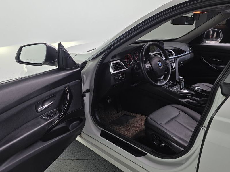 2018 BMW 3 Series GT 320d photo 11