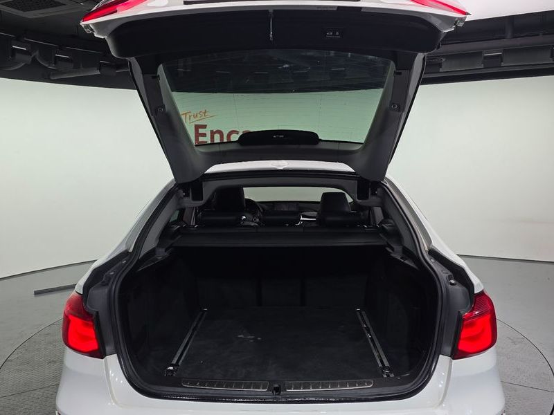 2018 BMW 3 Series GT 320d photo 20