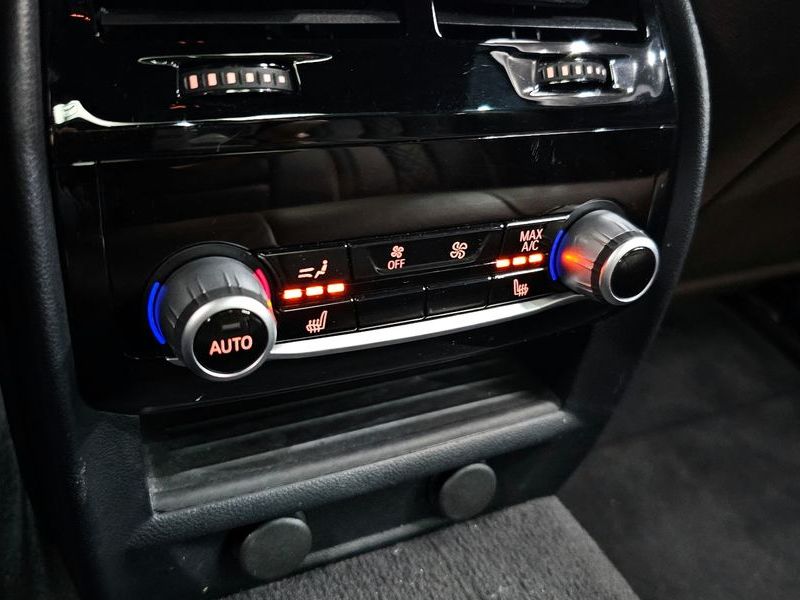 2019 BMW 5 Series 520d M Sport Package Plus photo 18