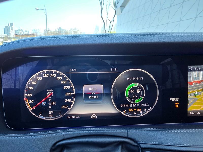 2018 Mercedes-Benz S-Class S450L 4MATIC photo 11