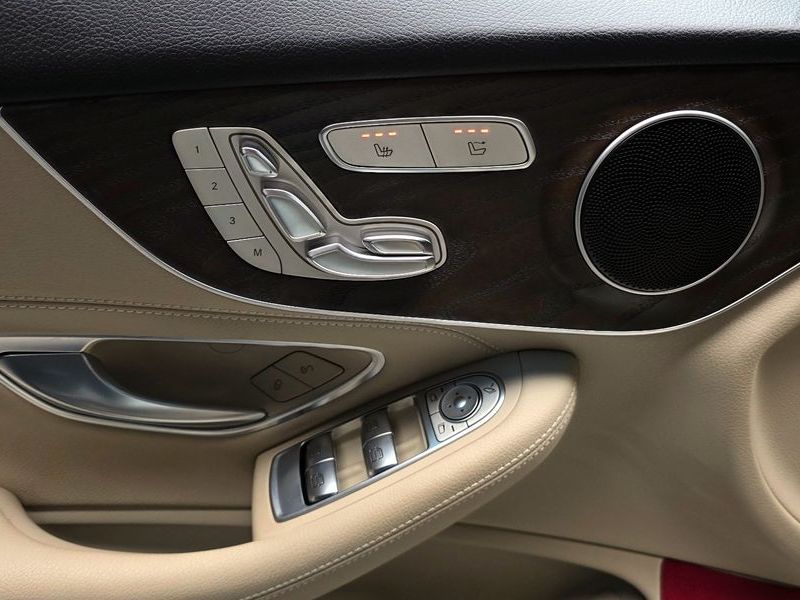 2018 Mercedes-Benz C-Class C200 Cabriolet photo 18