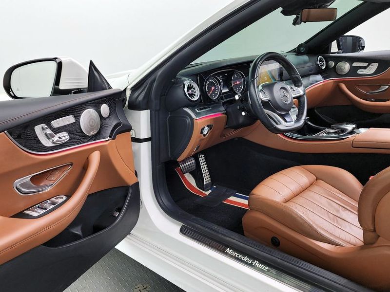 2018 Mercedes-Benz E-Class E220d Cabriolet photo 10