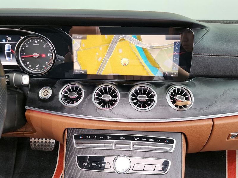 2018 Mercedes-Benz E-Class E220d Cabriolet photo 14
