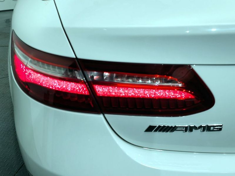 2018 Mercedes-Benz E-Class E220d Cabriolet photo 23