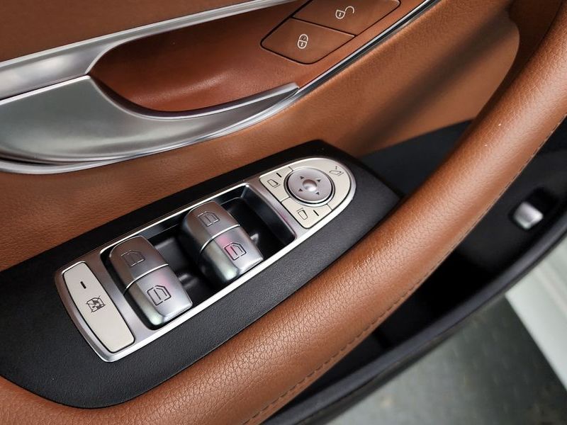 2018 Mercedes-Benz E-Class E220d Cabriolet photo 28