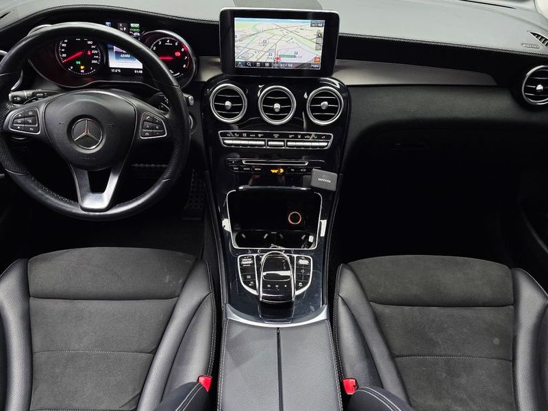 2018 Mercedes-Benz C-Class GLC350e 4MATIC AMG Line photo 7