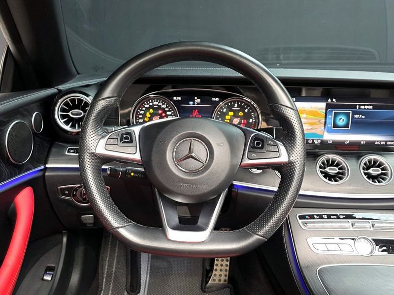 2018 Mercedes-Benz E-Class E220d Cabriolet photo 13
